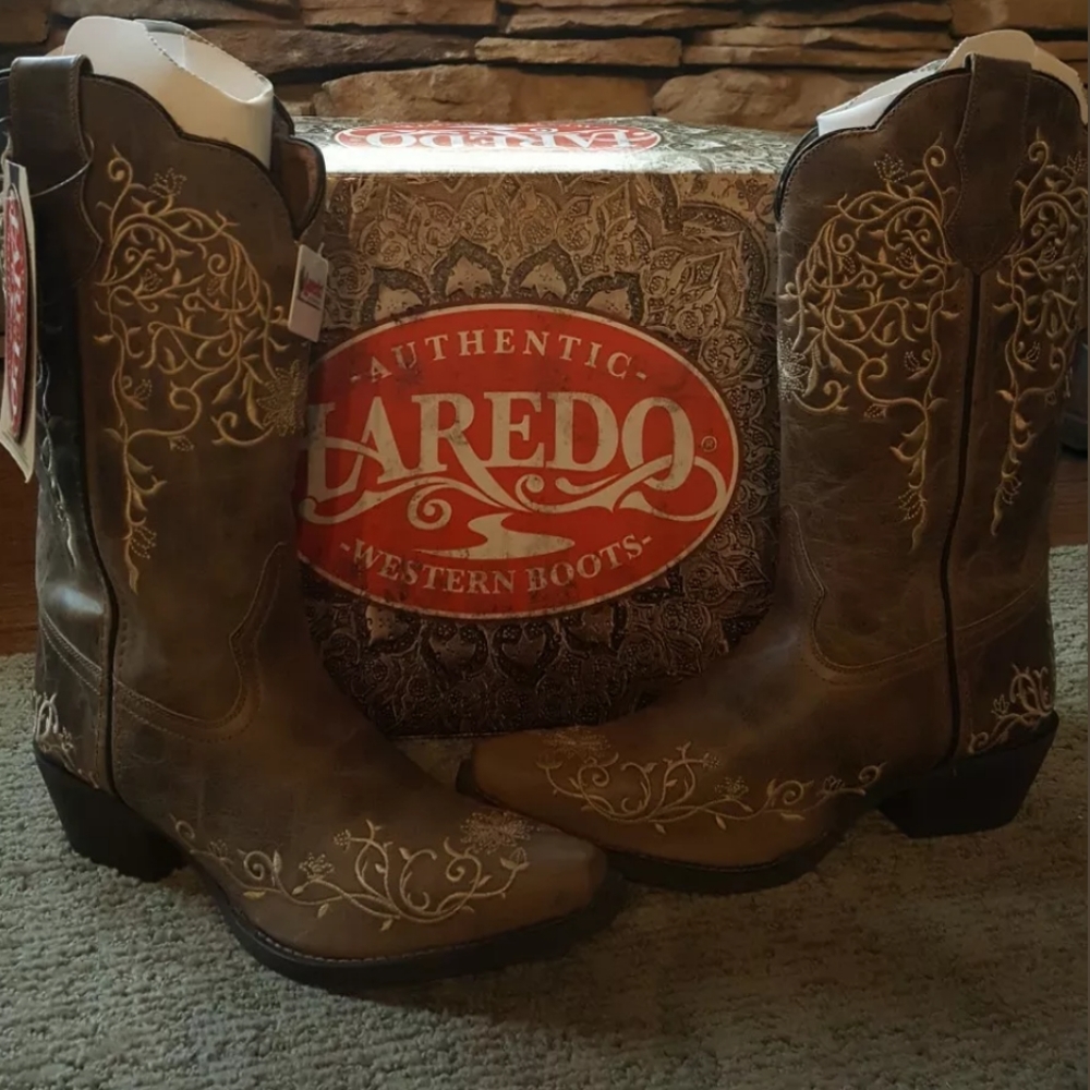 Brand new Laredo boots
